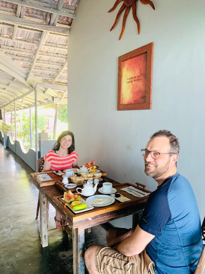 Sun Shine Guest House Negombo Eksteriør billede